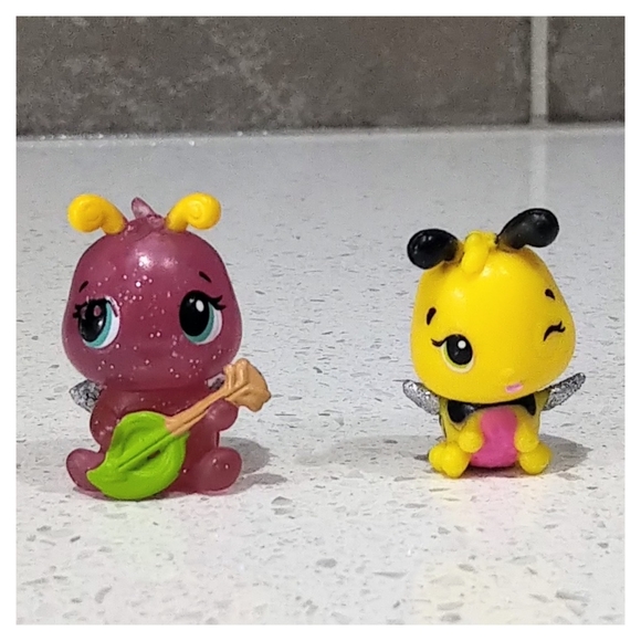 Hatchimals CollEGGtibles Crystal Canyon, Basket, 2 Hatchy Holidays + 10 Figures - Picture 5 of 10